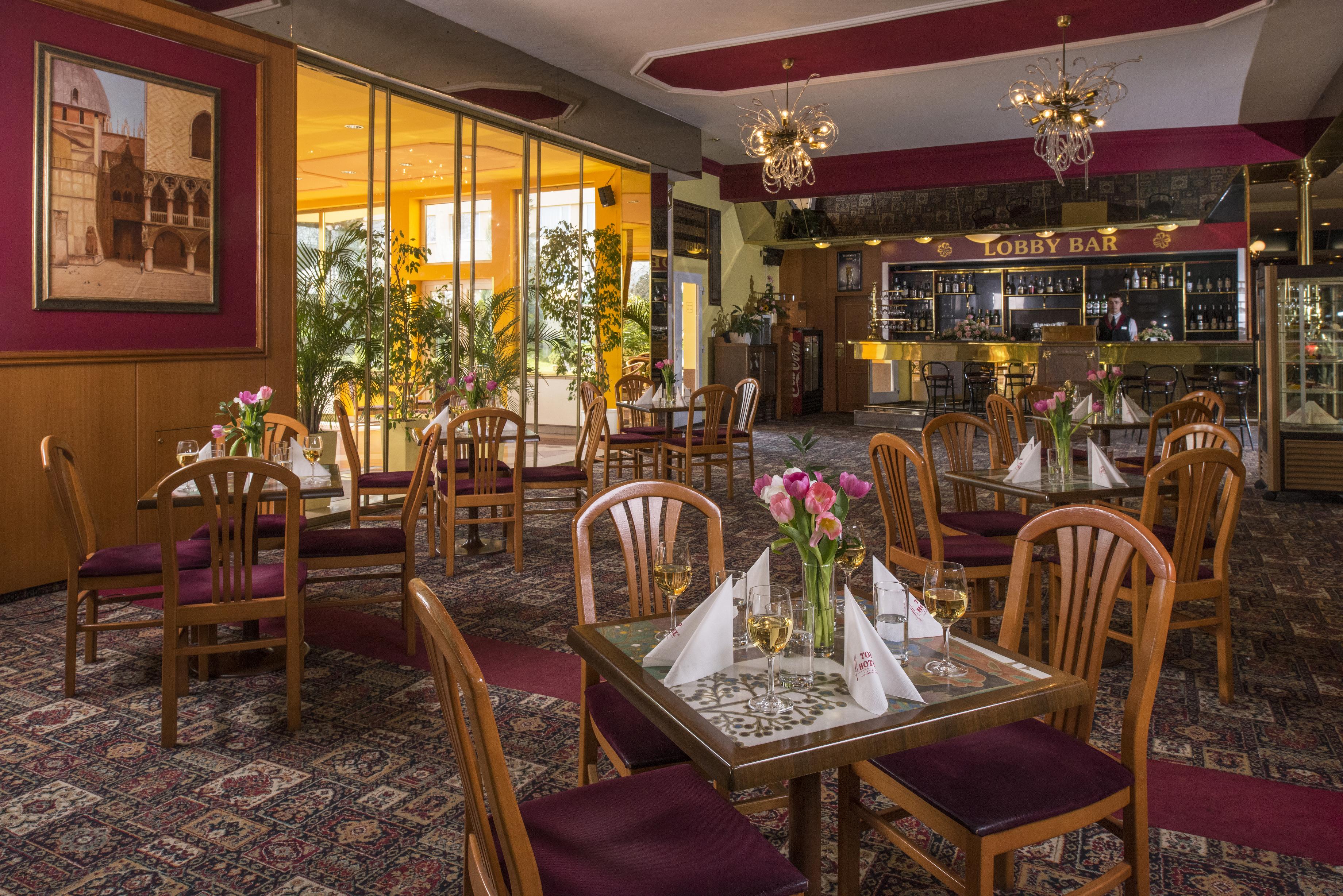 TOP HOTEL Praha Hotel 4*