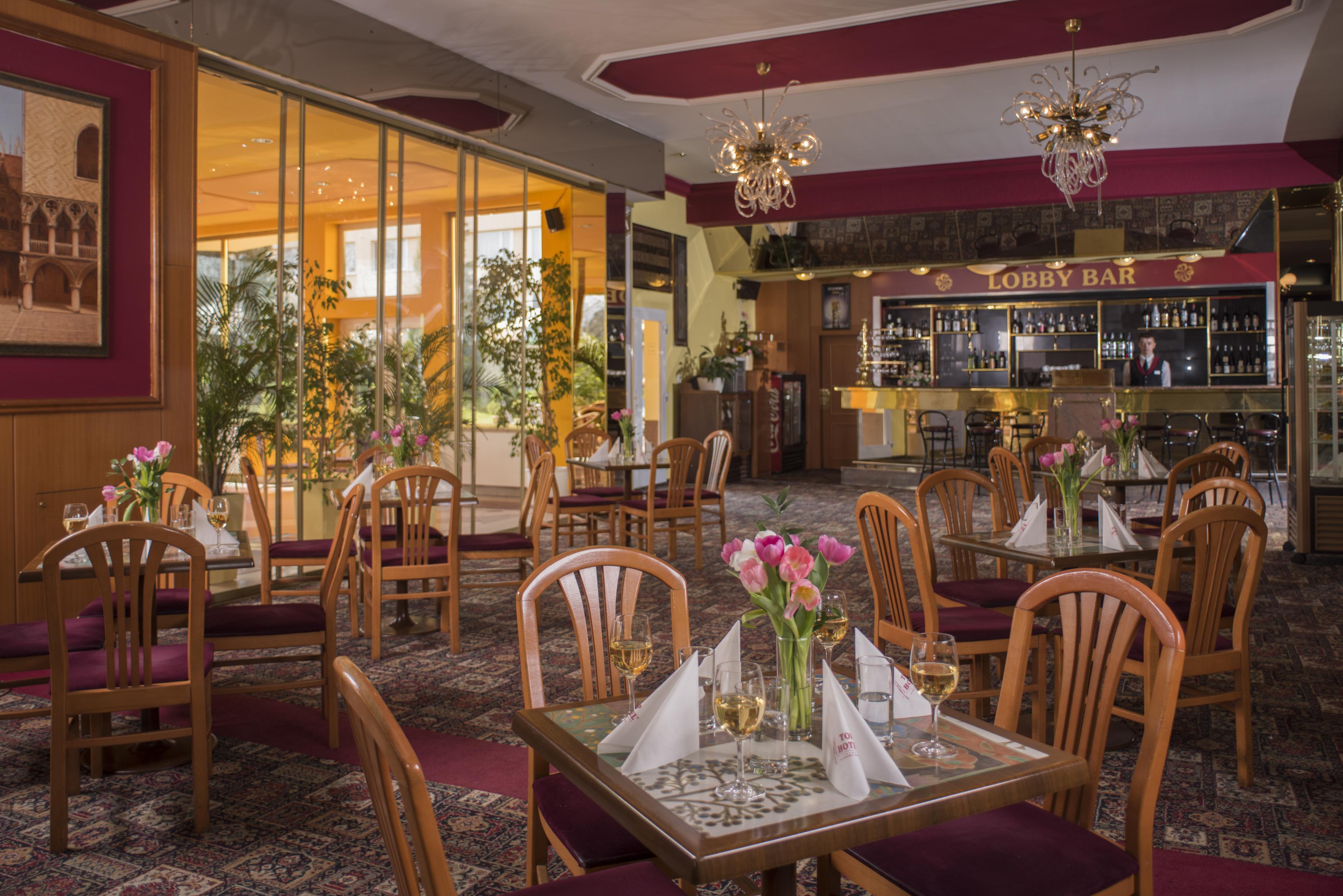 Top Hotel Praha Готель